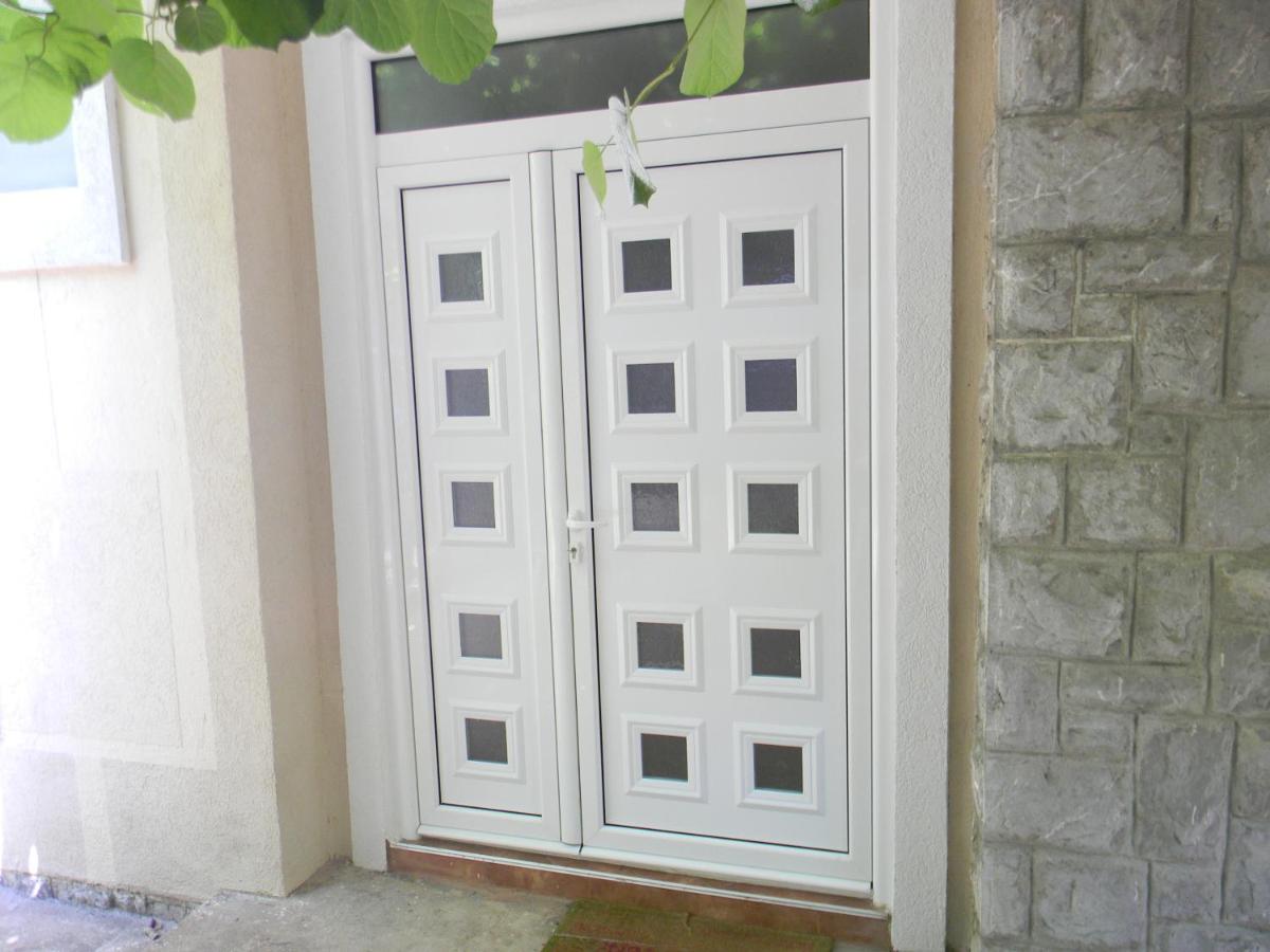 Apartment Gospostina *
